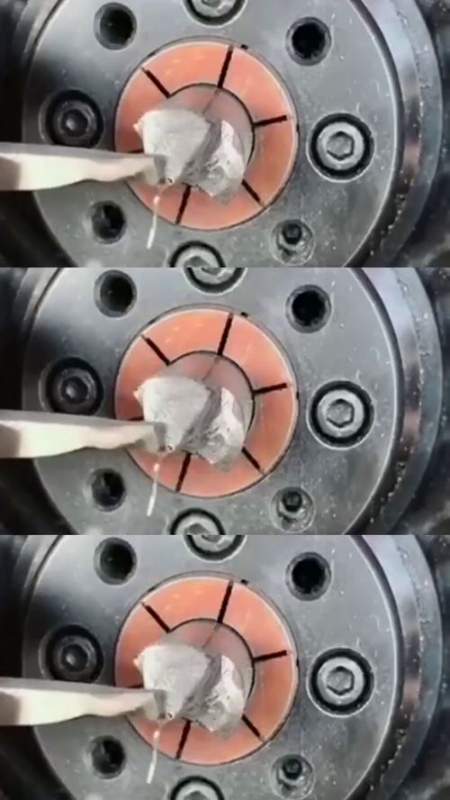 弹簧机械 高效制造中的精密艺术