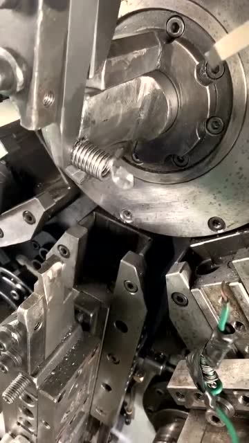 10秒制作弹簧 弹簧机械的逆天工艺